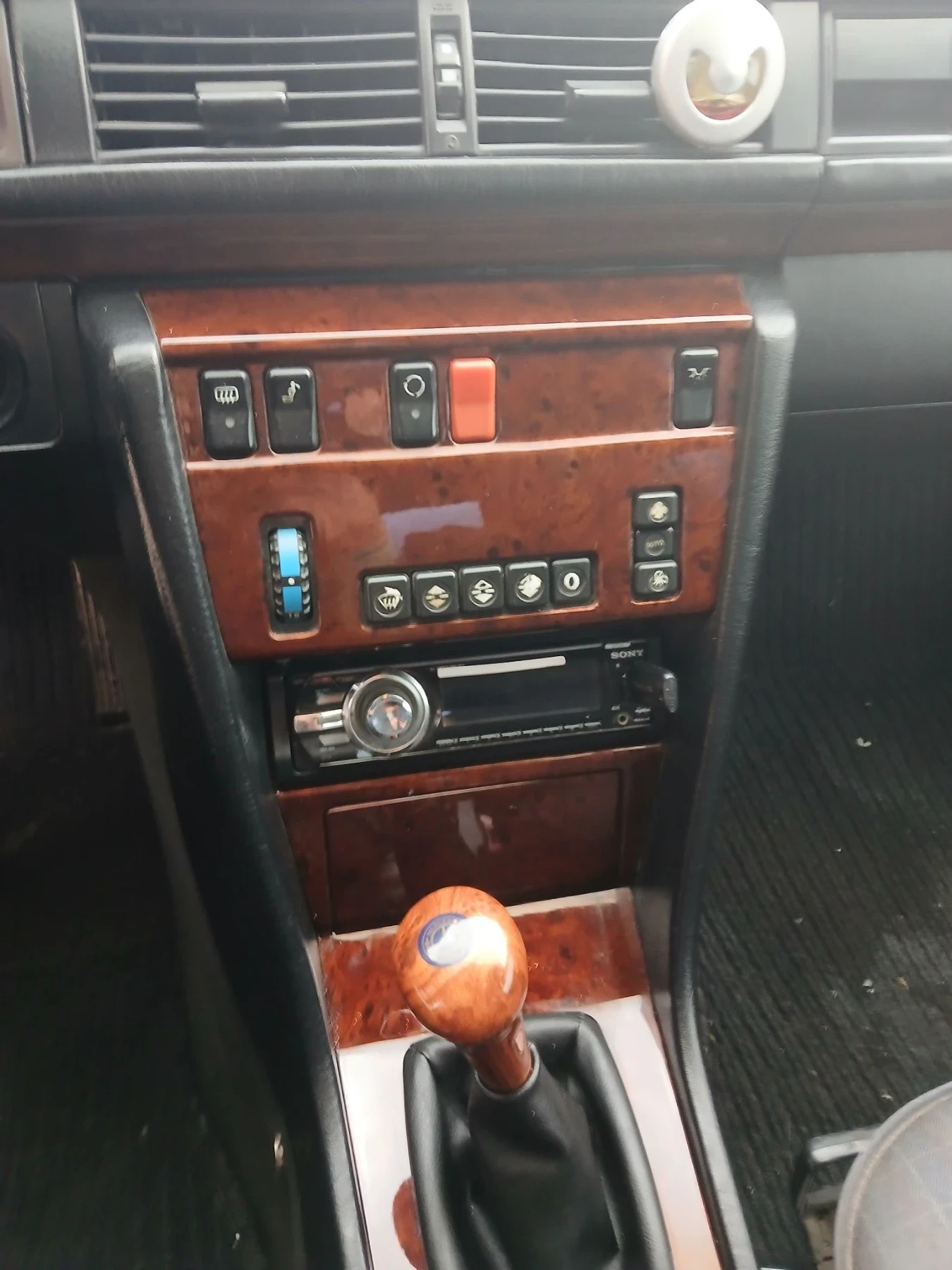 Mercedes-Benz 124, снимка 7 - Автомобили и джипове - 56483445