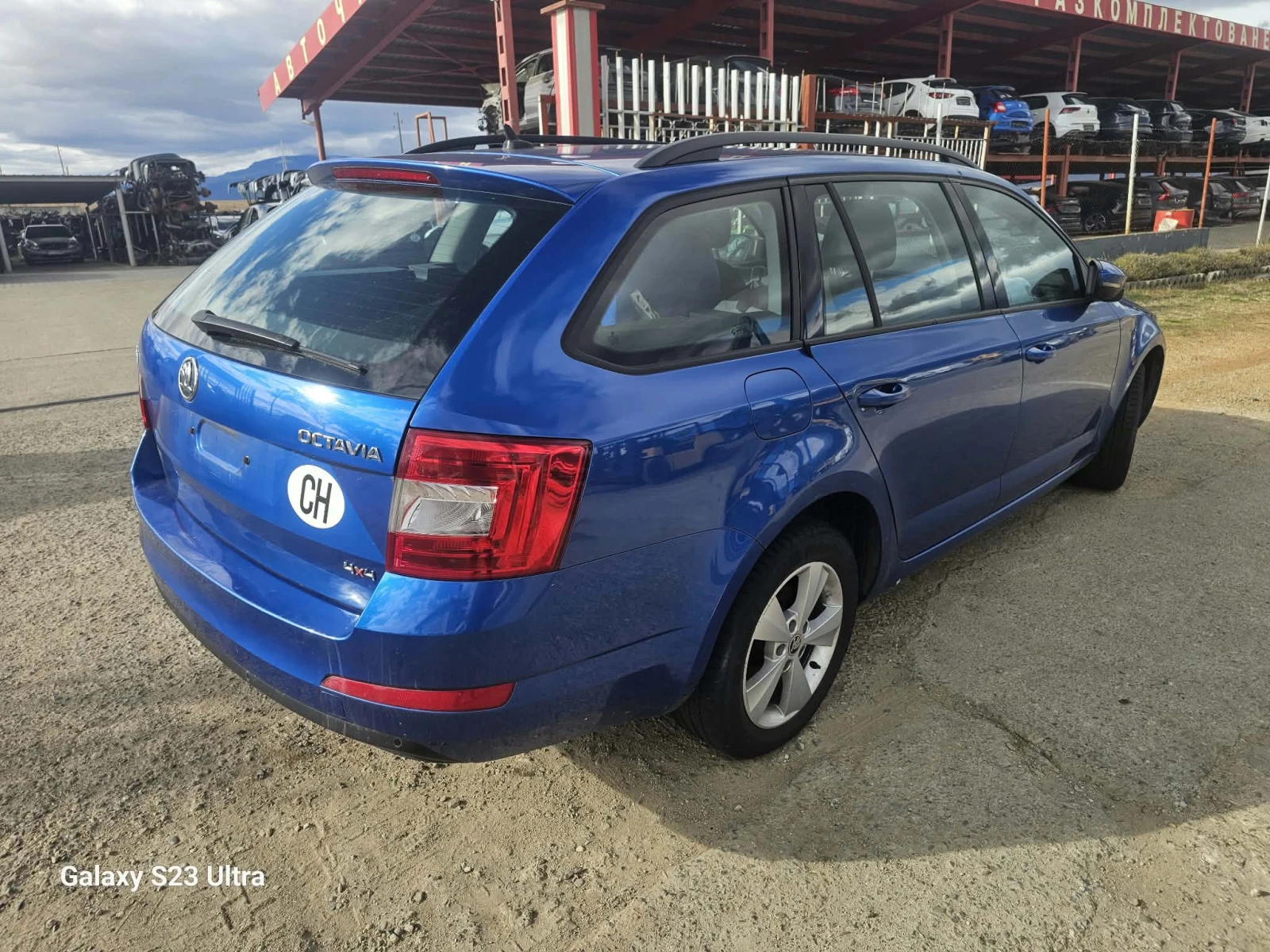 Skoda Octavia 1.8, снимка 3 - Автомобили и джипове - 56708923