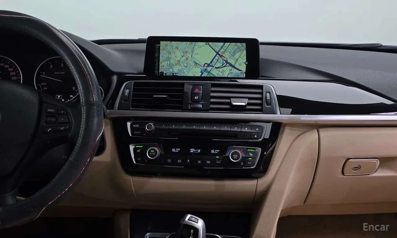 BMW 320 * 320d xDrive * ЦЕНА ДО БГ, снимка 12 - Автомобили и джипове - 56739504