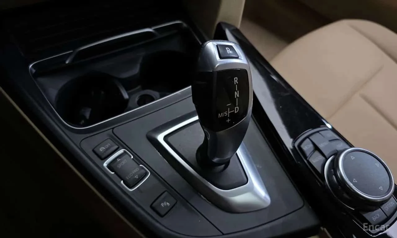 BMW 320 * 320d xDrive * ЦЕНА ДО БГ, снимка 9 - Автомобили и джипове - 56739504