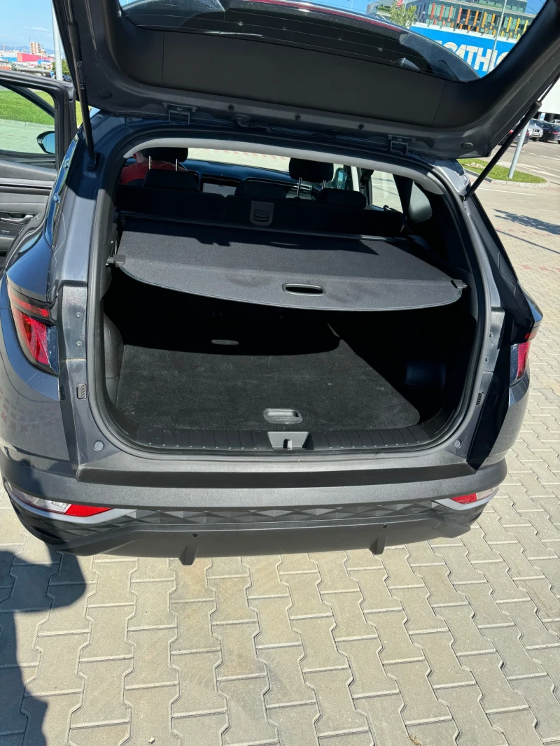 Hyundai Tucson 1, 6CRDi DCT-7 Business, снимка 16 - Автомобили и джипове - 47428252