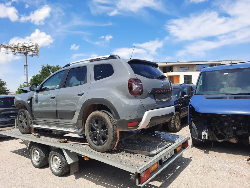 Dacia Duster 1.5d extreme 4x4, снимка 1 - Автомобили и джипове - 48088373