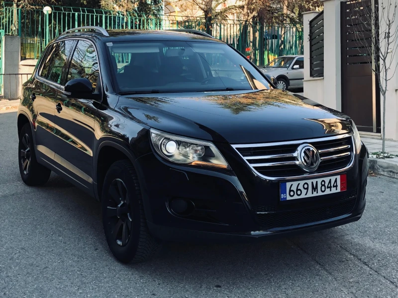 VW Tiguan 2.0TDI 4X4, снимка 3 - Автомобили и джипове - 48196916