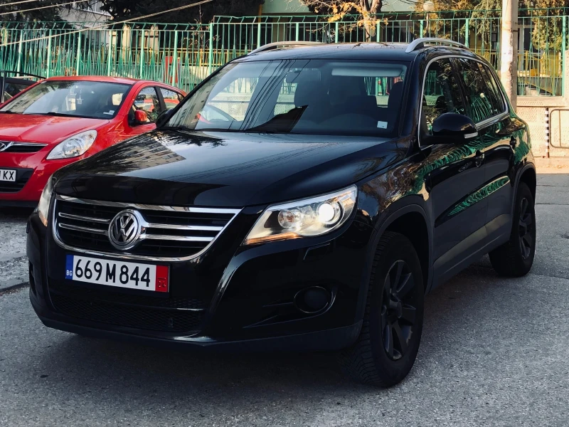 VW Tiguan 2.0TDI 4X4, снимка 1 - Автомобили и джипове - 48196916