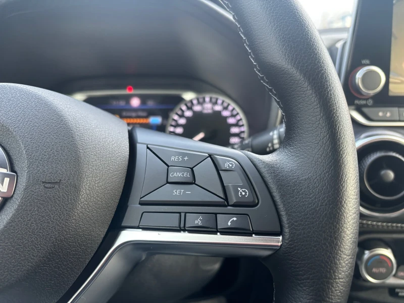 Nissan Juke 1.6-HEV 2024г., снимка 14 - Автомобили и джипове - 52570583