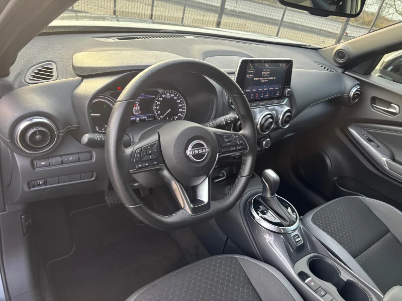 Nissan Juke 1.6-HEV 2024г., снимка 10 - Автомобили и джипове - 52570583