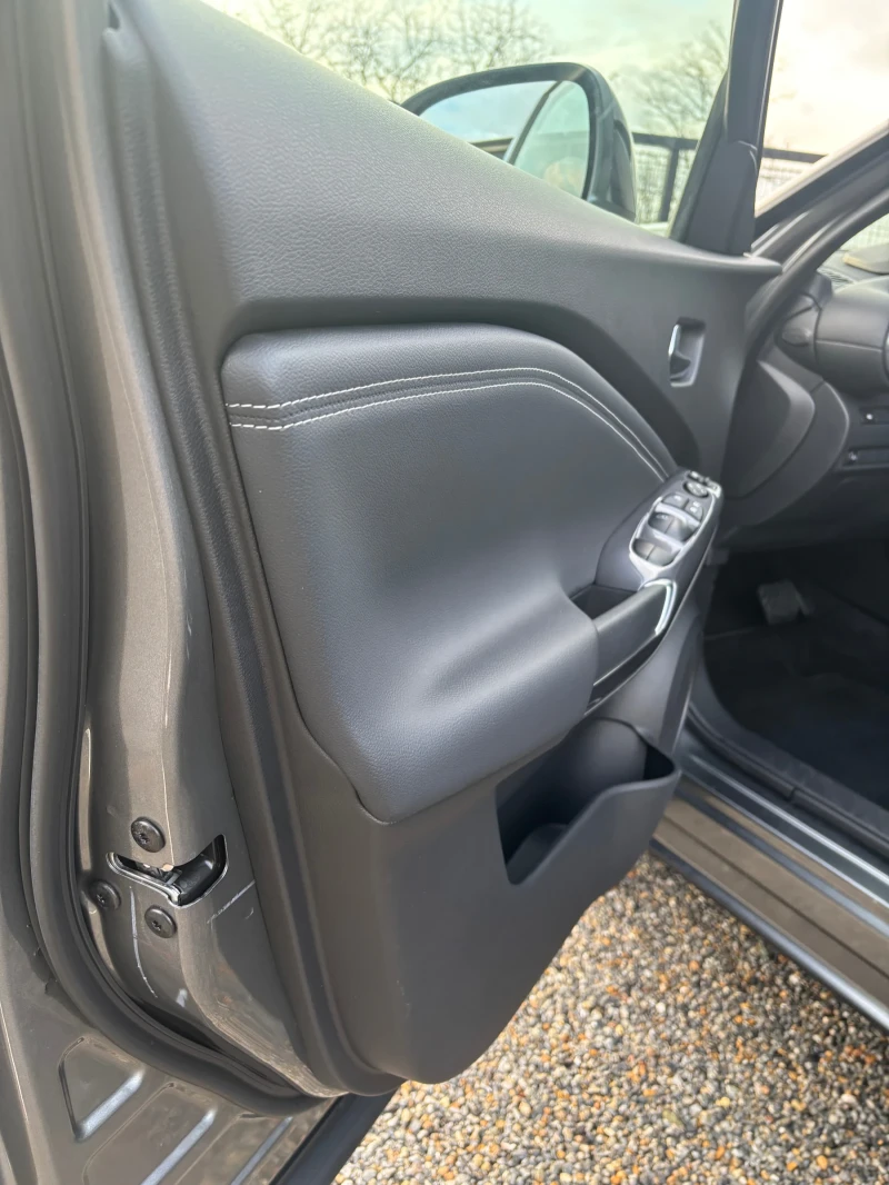 Nissan Juke 1.6-HEV 2024г., снимка 9 - Автомобили и джипове - 52570583