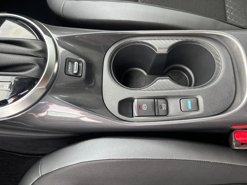 Nissan Juke 1.6-HEV 2024г., снимка 16 - Автомобили и джипове - 52570583