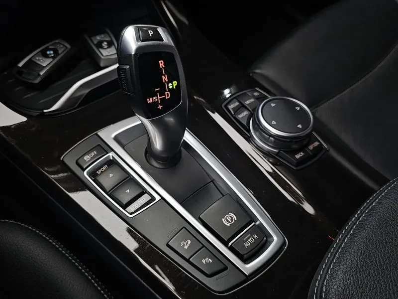 BMW X3 2.0d, снимка 9 - Автомобили и джипове - 54605929