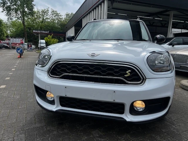 Mini Countryman Cooper SE 1.5 - ALL4, снимка 11 - Автомобили и джипове - 54605424