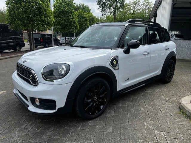 Mini Countryman Cooper SE 1.5 - ALL4, снимка 2 - Автомобили и джипове - 54605424