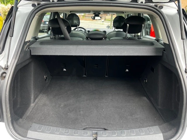 Mini Countryman Cooper SE 1.5 - ALL4, снимка 9 - Автомобили и джипове - 54605424