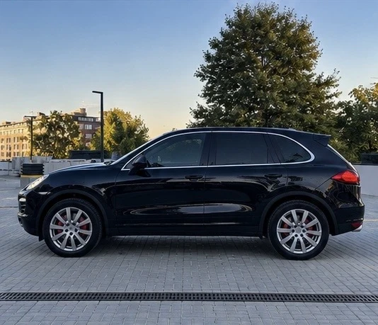Porsche Cayenne Turbo AWD , снимка 2 - Автомобили и джипове - 56301128