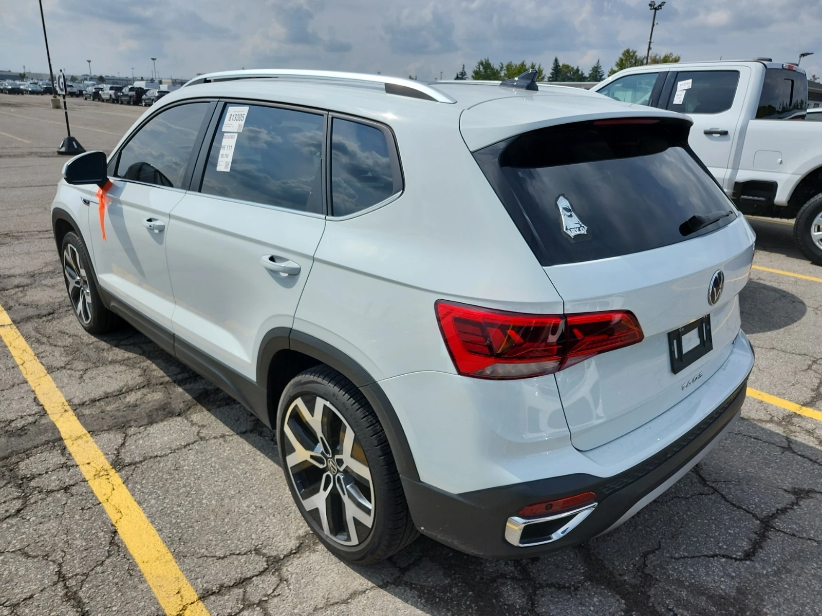 VW Taro TAOS HIGHTLINE * CARFAX * Цена до България*  - изображение 4