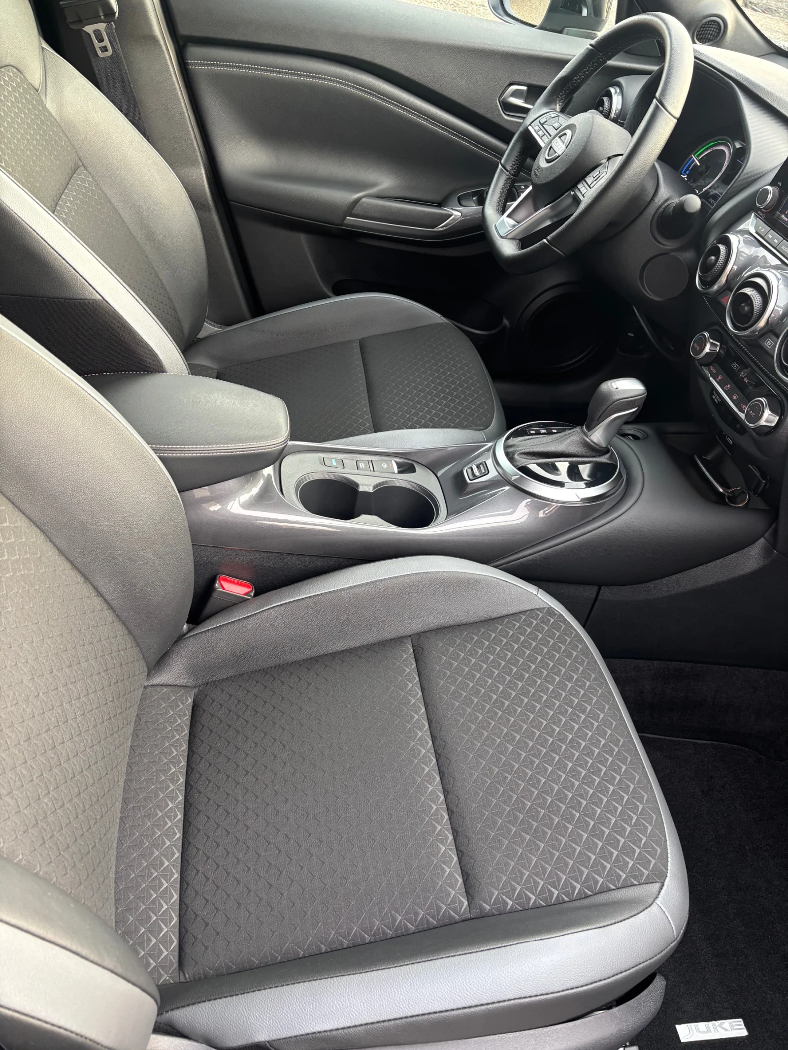 Nissan Juke 1.6-HEV 2024г. - изображение 5