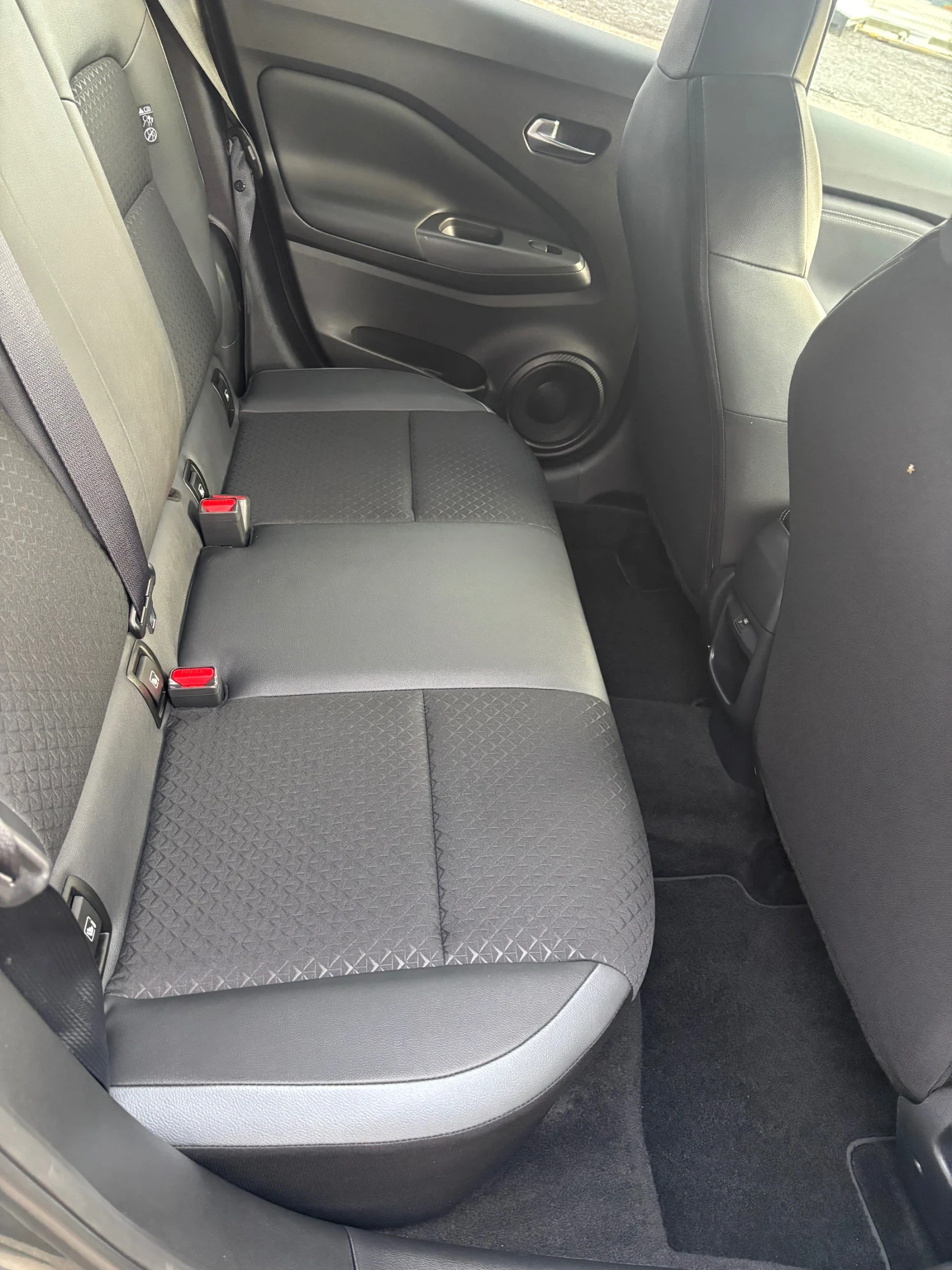 Nissan Juke 1.6-HEV 2024г. - изображение 6