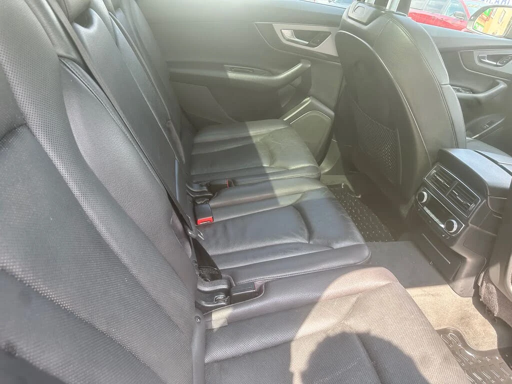 Audi Q7 360 КАМЕРА* ПАНОРАМА* ДИГИТАЛНО ТАБЛО* МЪРТВА ТОЧК, снимка 10 - Автомобили и джипове - 53757575