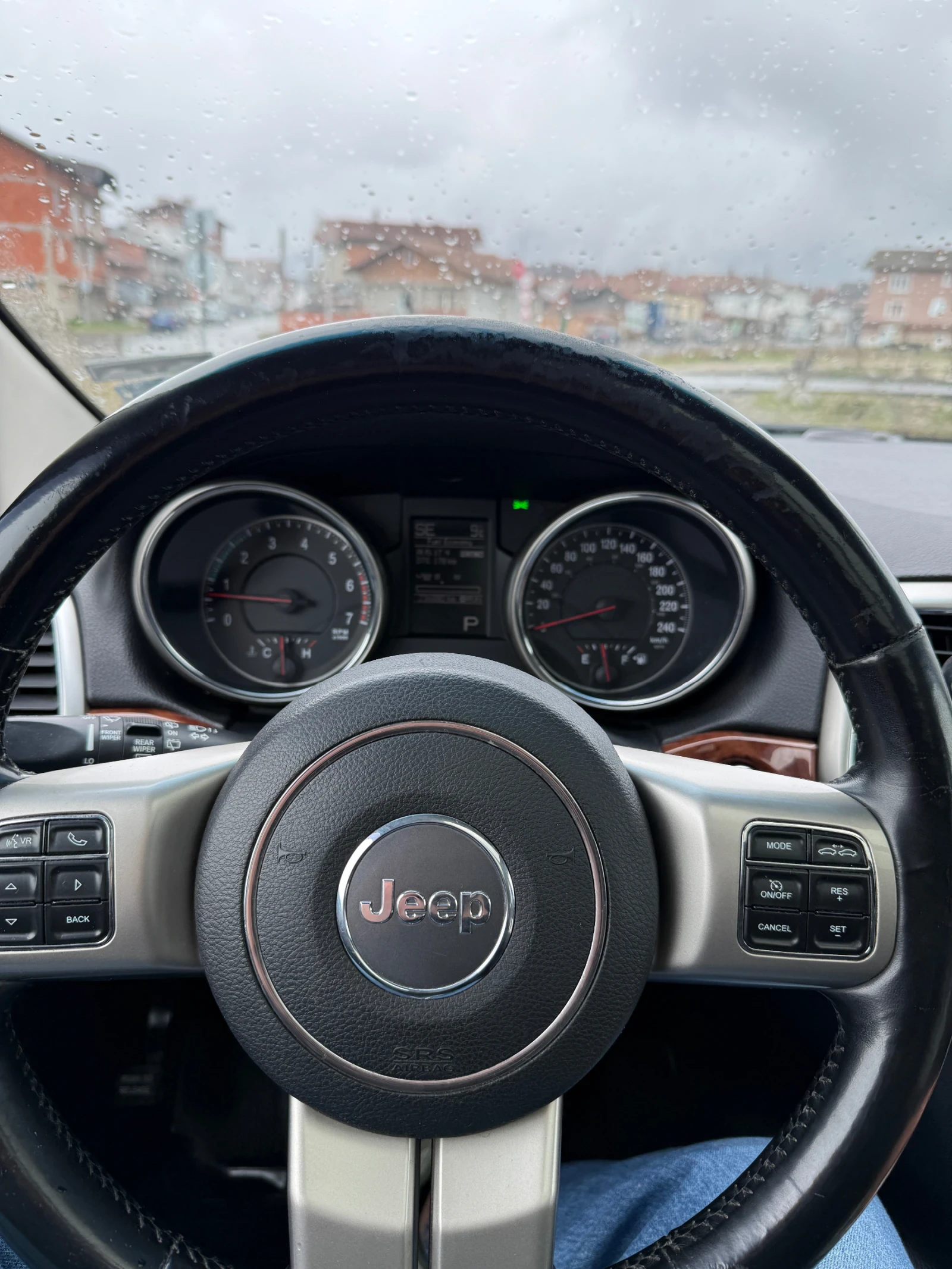 Jeep Grand cherokee Wk2 5.7  | Mobile.bg � ����������� 7