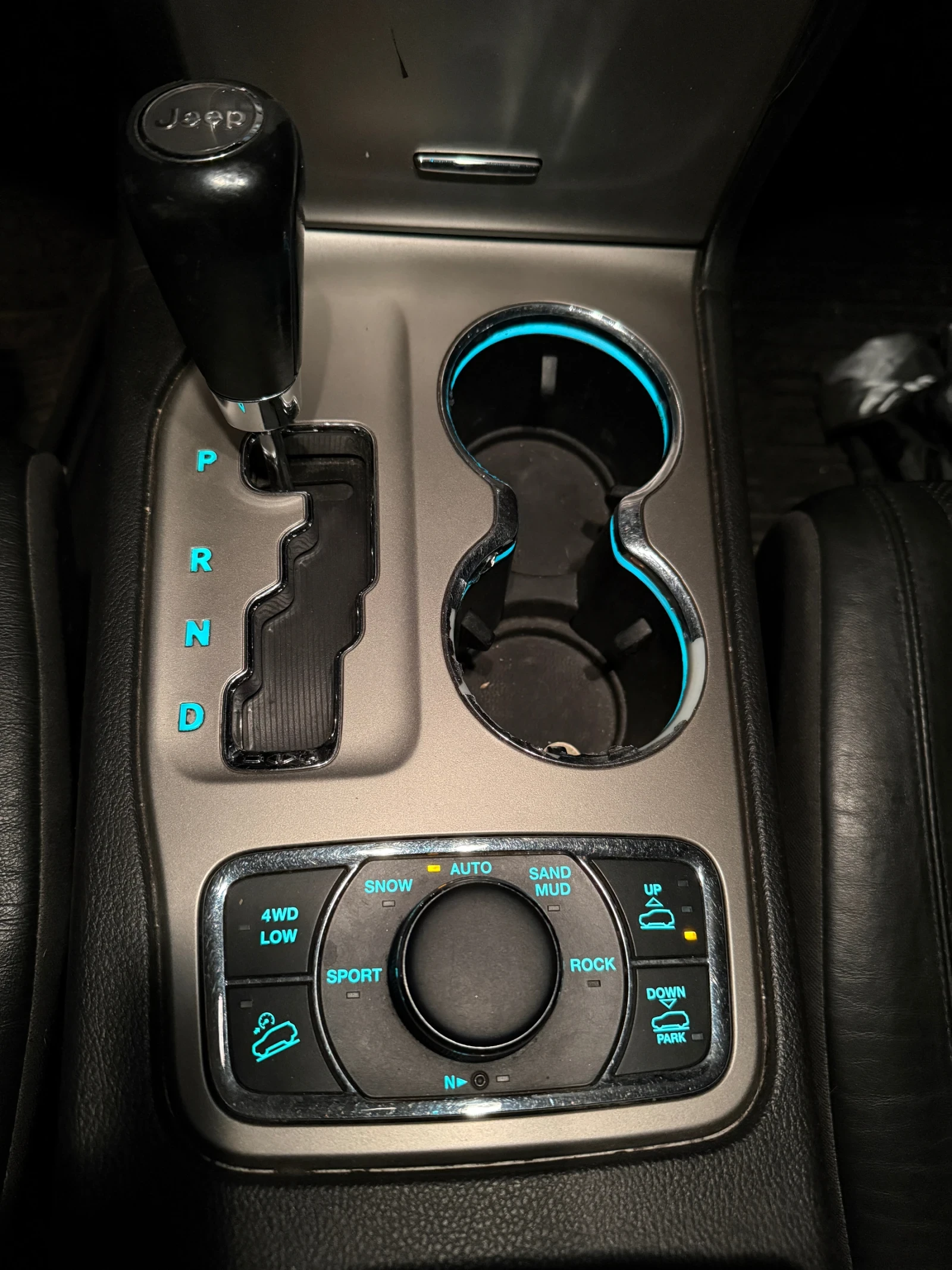 Jeep Grand cherokee Wk2 5.7  | Mobile.bg � ����������� 15