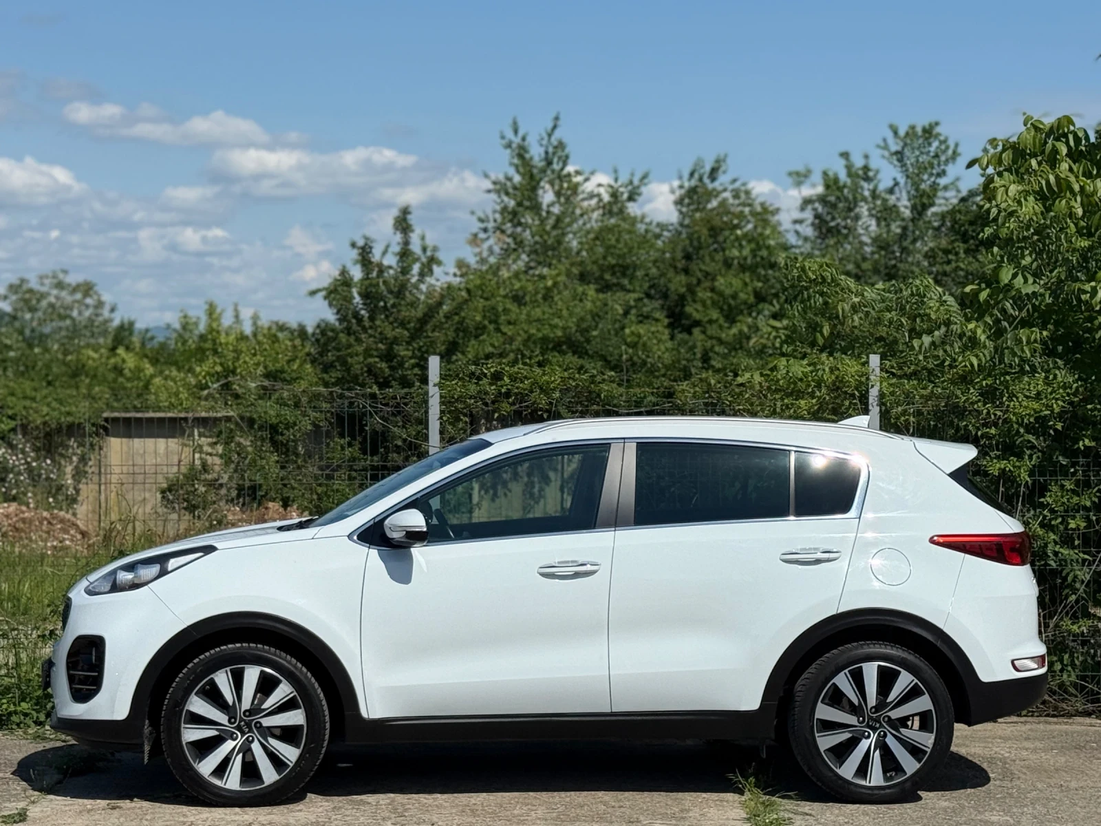 Kia Sportage 1.7CRDi NAVI CAMERA HDC LANE ASSIST, снимка 4 - Автомобили и джипове - 54705632