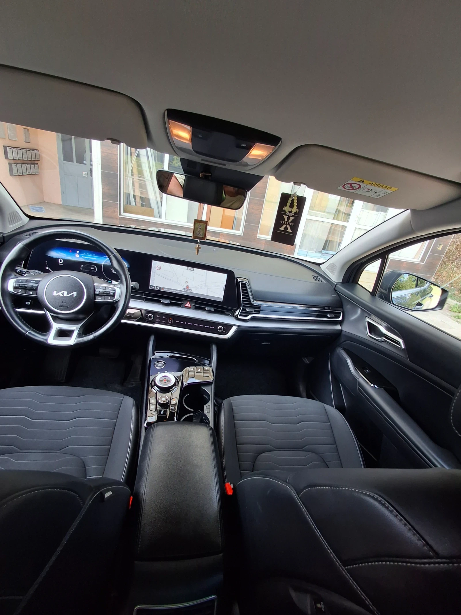 Kia Sportage 1.6T MHEV Aut, снимка 12 - Автомобили и джипове - 55386875