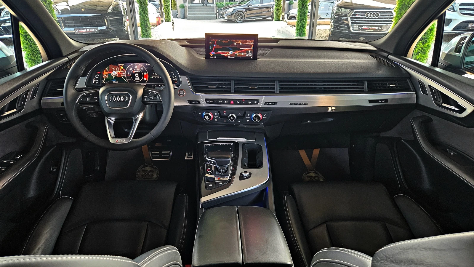 Audi SQ7 S-LINE/PANO/DISTR/360CAM/САМОПАРКИРАНЕ/ПОДГРЕВ/AMB, снимка 9 - Автомобили и джипове - 56022417