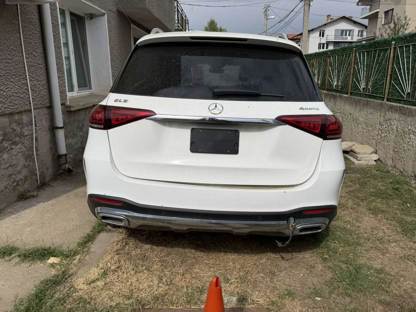 Mercedes-Benz GLE 580 6000 км. Реални, снимка 4 - Автомобили и джипове - 56222239