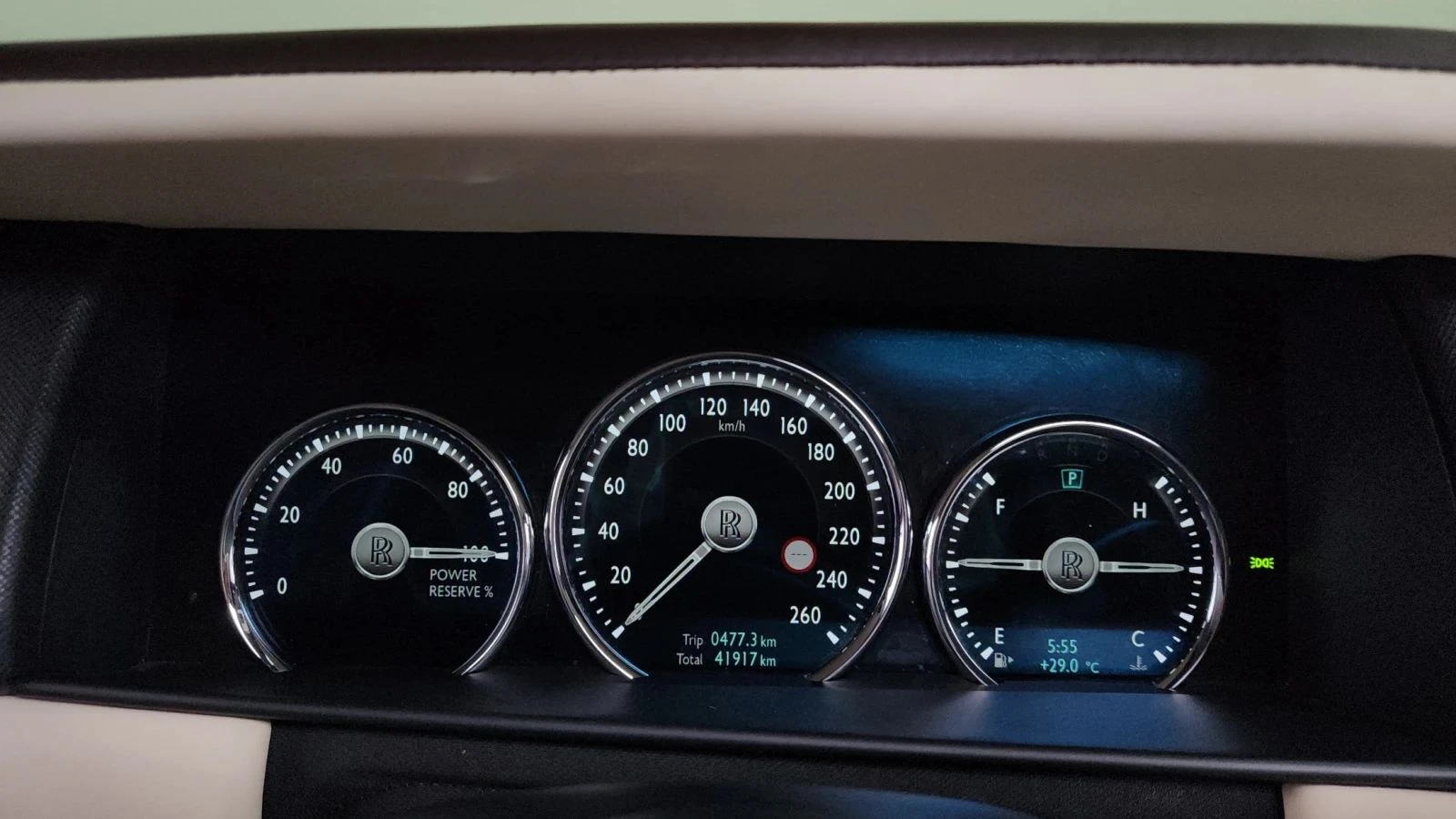 Rolls-Royce Cullinan, снимка 8 - Автомобили и джипове - 56689656