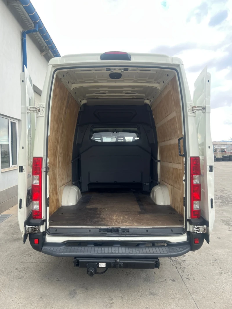 Iveco Daily 35s17 / 3.0 HPI-170к.с / Климатроник, снимка 9 - Бусове и автобуси - 48093880