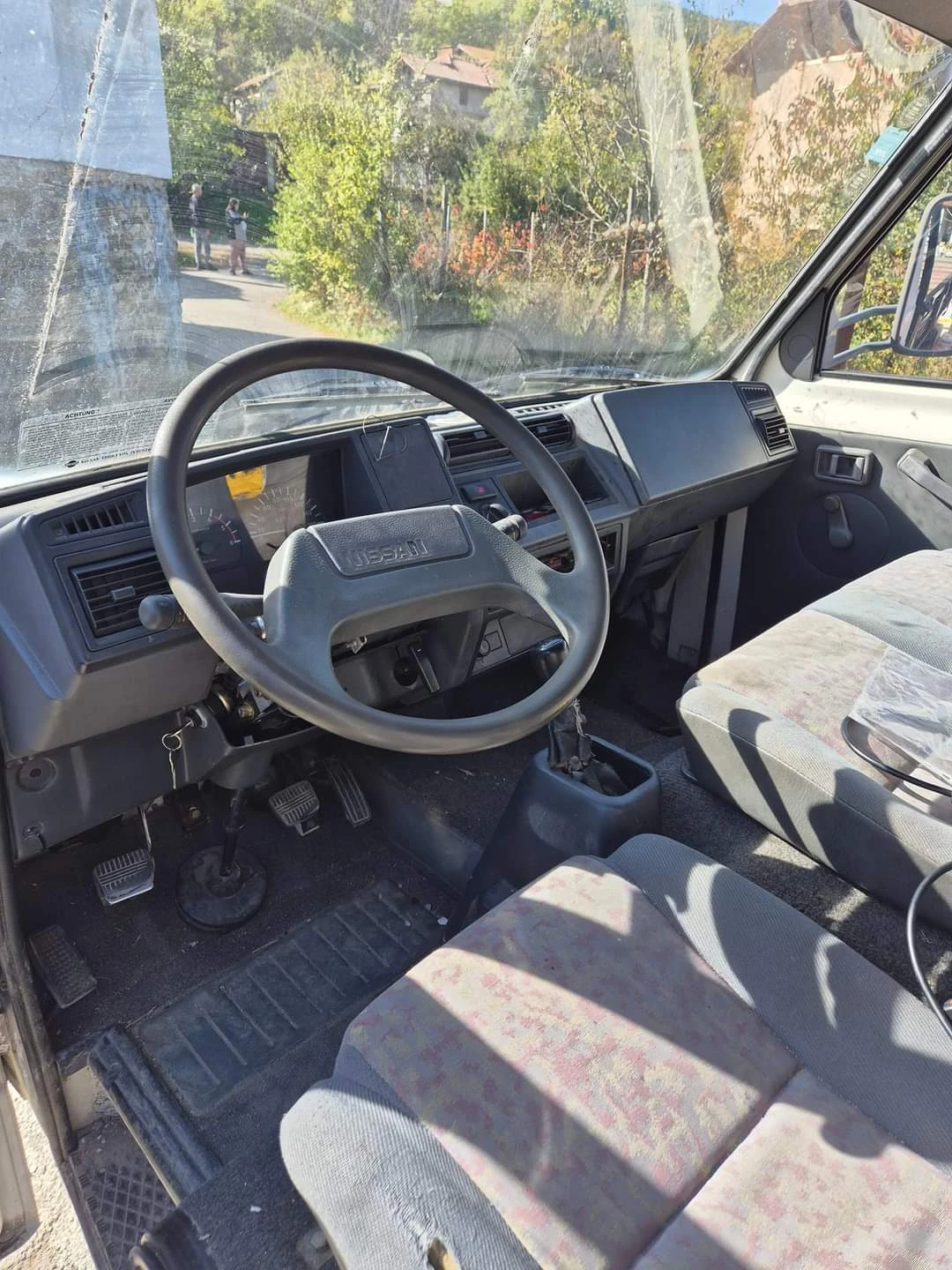 Nissan Trade 100 2  | Mobile.bg   13