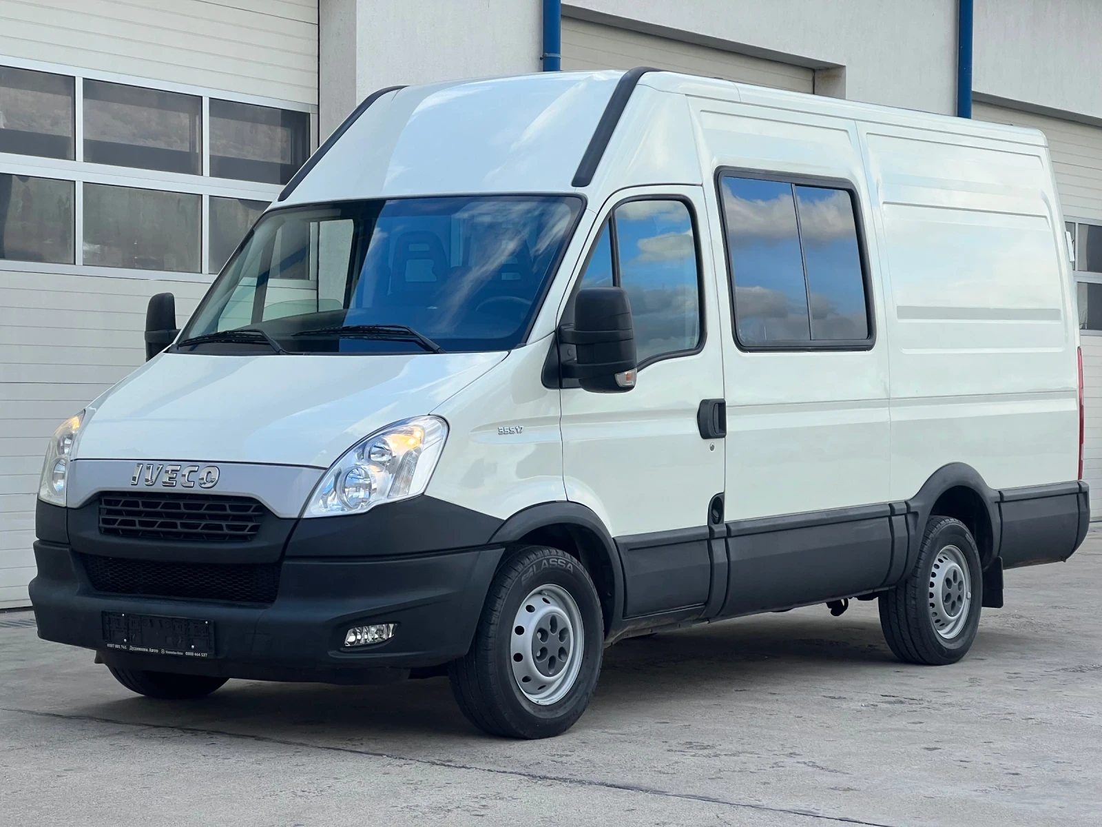 Iveco Daily 35s17 / 3.0 HPI-170к.с / Климатроник - изображение 2