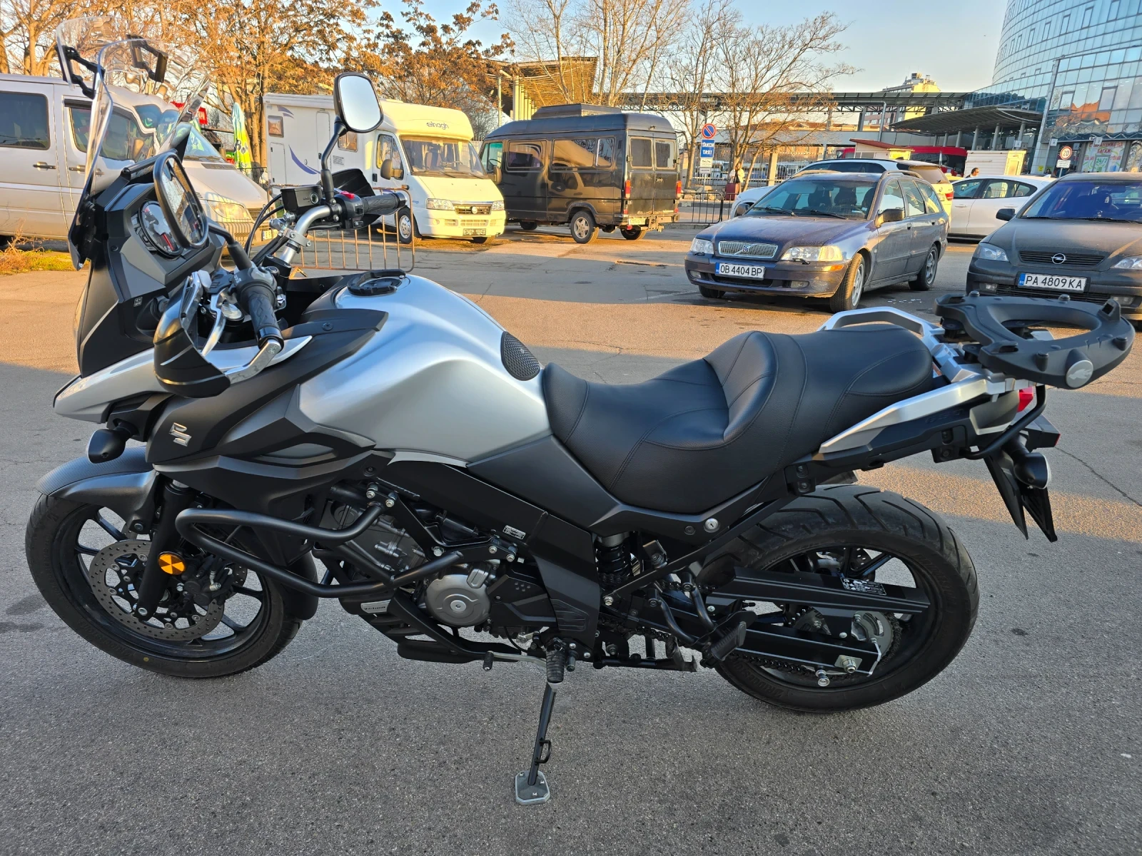 Suzuki V-strom DL 650 - изображение 2