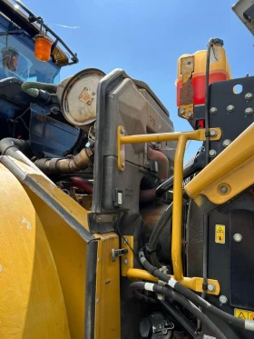 Челен товарач Cat 950 K, снимка 8