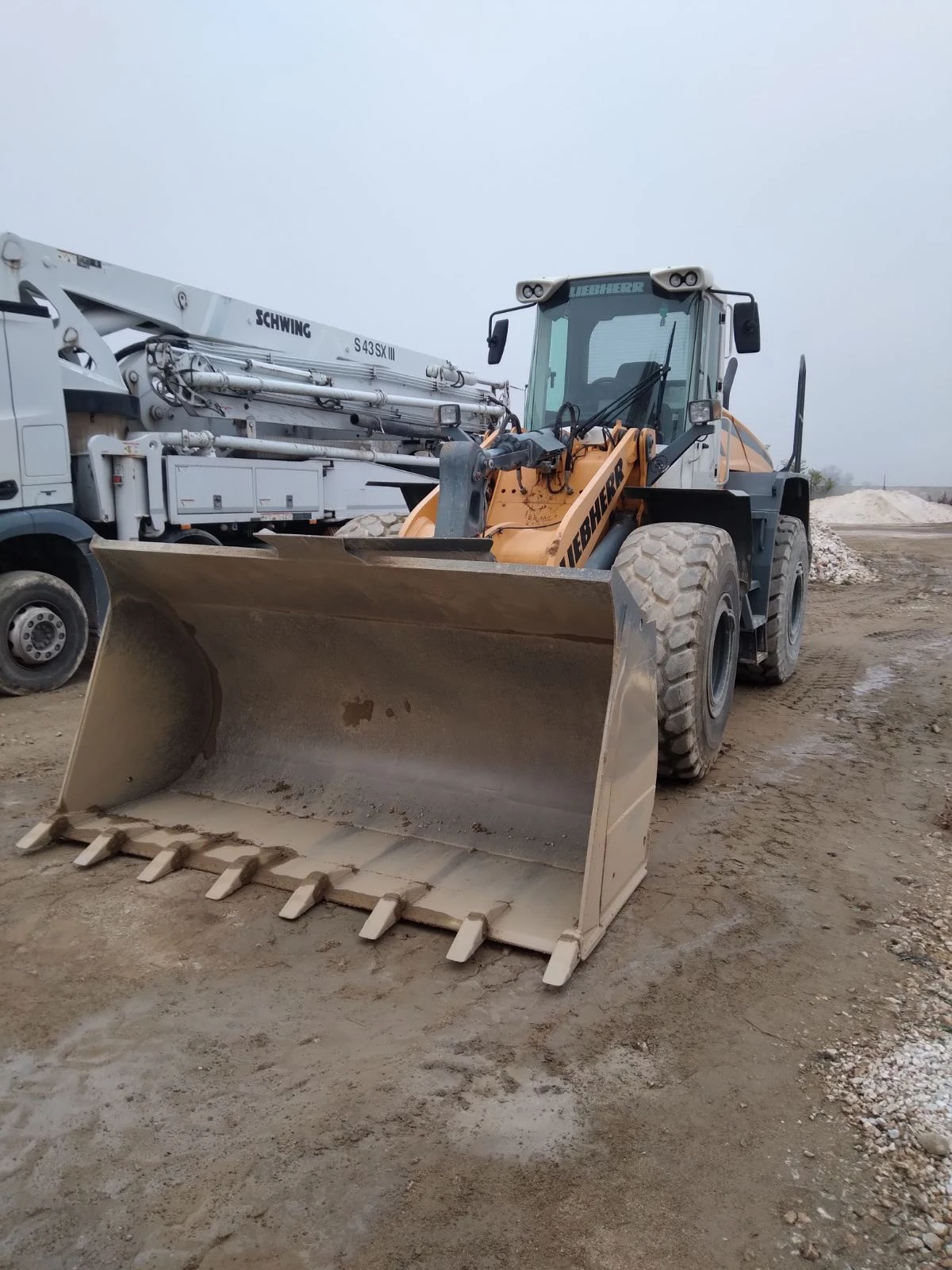   Liebherr L550 | Mobile.bg   1