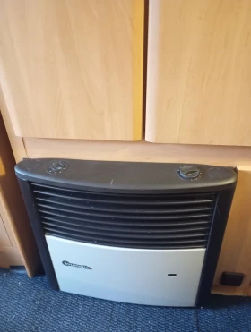 Каравана Hobby De Luxe Easy 460 UFE, снимка 14