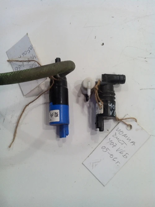 Водна помпа чистачки да Пежо 407 В6 бензин