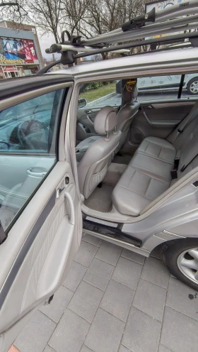 Mercedes-Benz C 220, снимка 13