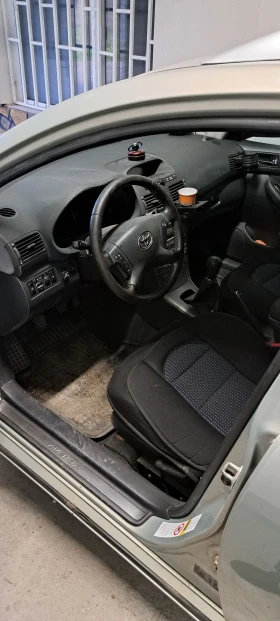 Toyota Avensis - 1650 € / 3227.12 лв. - 41694894 4