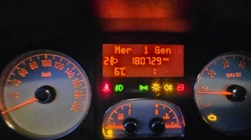 Lancia Ypsilon, снимка 14 - Автомобили и джипове - 53665834