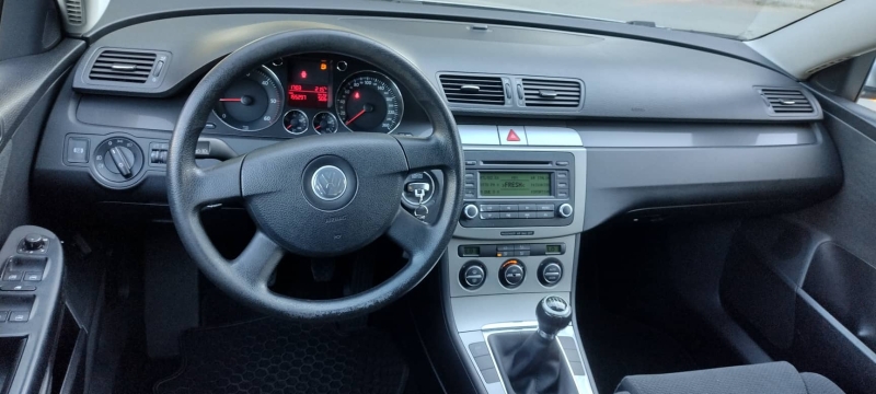 VW Passat 2,0TDI 140ps , снимка 6 - Автомобили и джипове - 37391323