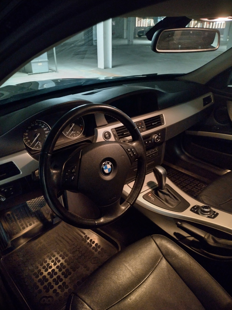 BMW 320  184hp./ Xdrive/Facelift/Navi/напълно обслужен/, снимка 10 - Автомобили и джипове - 44004180
