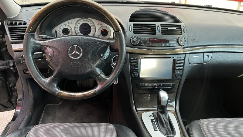 Mercedes-Benz E 270 AVANTGARDE, снимка 16 - Автомобили и джипове - 47489483