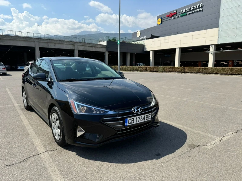 Hyundai Elantra 2.0i, снимка 4 - Автомобили и джипове - 47588481