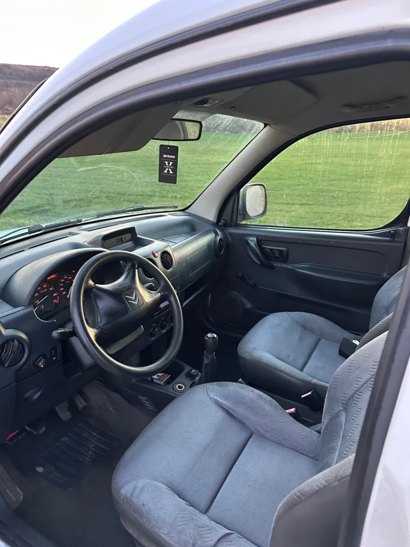 Citroen Berlingo 1.4 i с газ, снимка 7 - Автомобили и джипове - 48408629