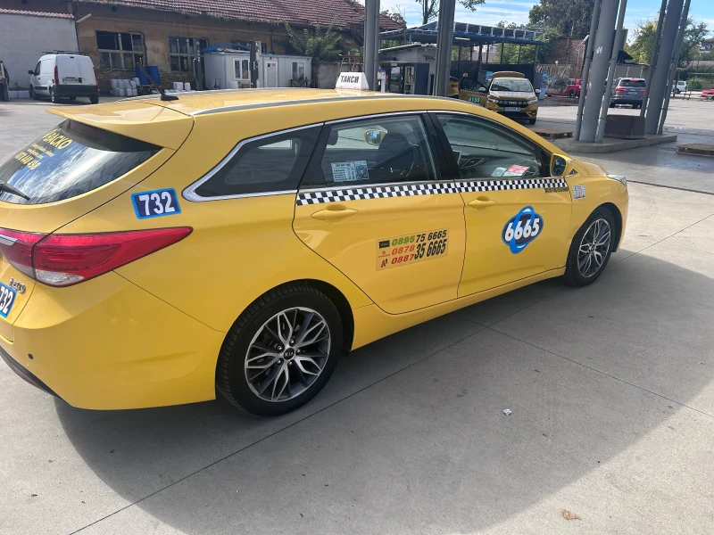 Hyundai I40, снимка 12 - Автомобили и джипове - 52358838