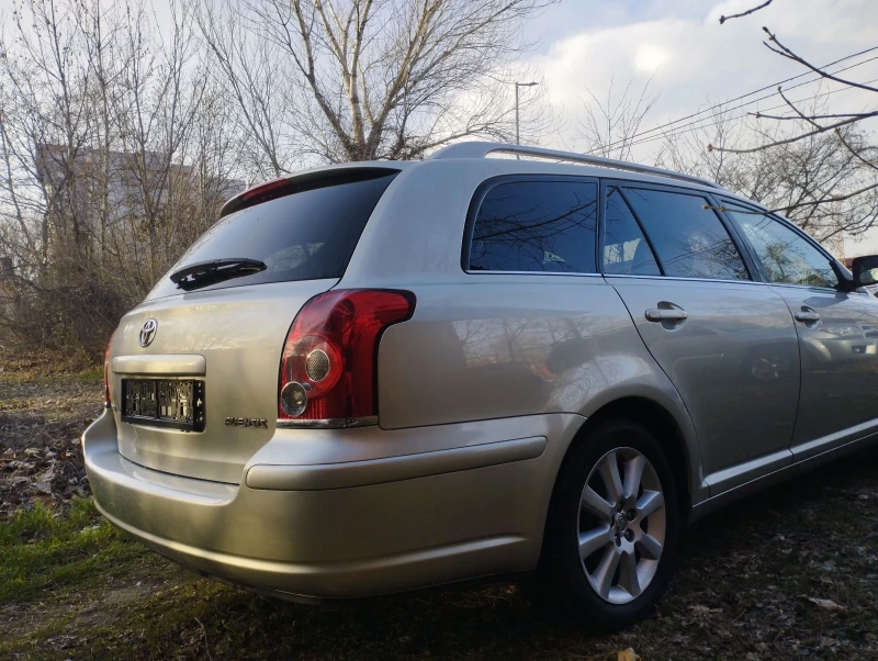 Toyota Avensis 1.8 vvt-i , снимка 4 - Автомобили и джипове - 49462678