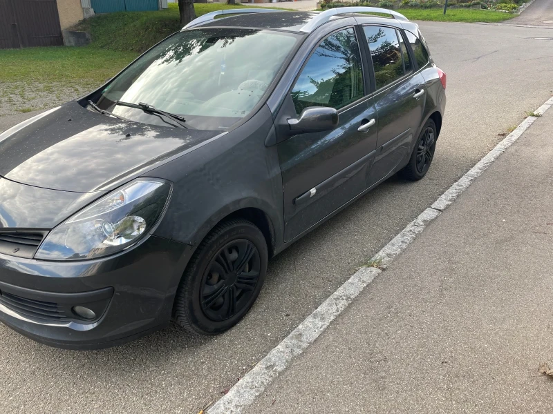 Renault Clio, снимка 3 - Автомобили и джипове - 52099181