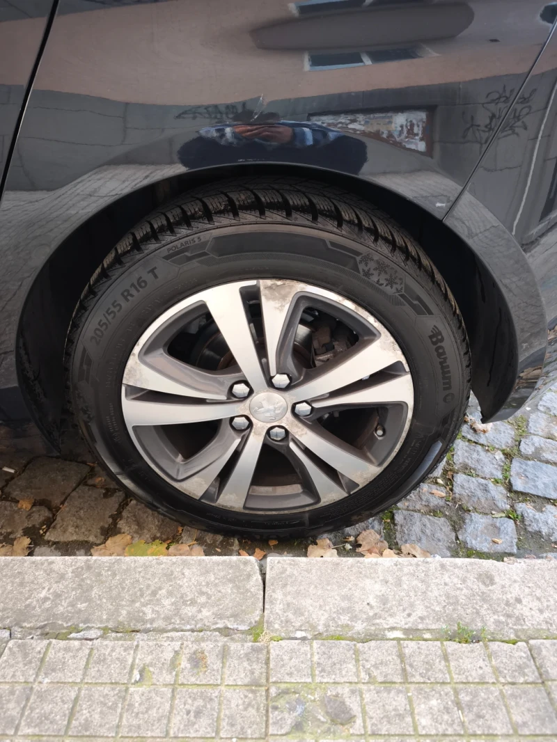 Peugeot 308 1.6 HDI, снимка 16 - Автомобили и джипове - 52597801