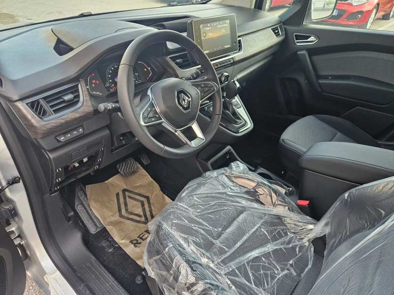 Renault Kangoo 1.3Tce (130 Hp) AT7/LONG/N1/HOB!!!Гаранция!!!, снимка 9 - Автомобили и джипове - 52249083