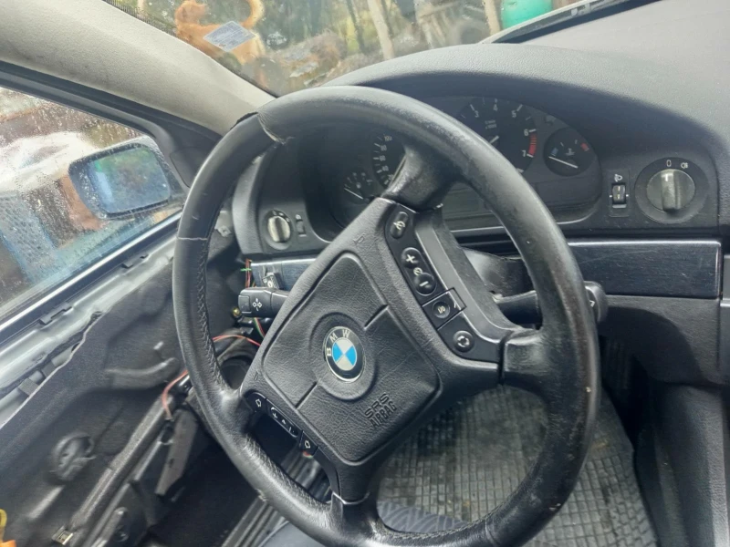 BMW 520, снимка 4 - Автомобили и джипове - 52514727